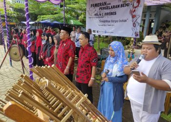 Siswa Unjuk Prestasi Melalui Pameran dan Pergelaran Seni