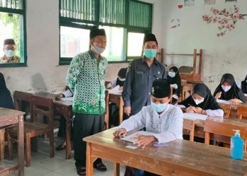 Peserta Didik pada lembaga  Pendidikan Formal tanpa Madrasah Diniyah Keropos