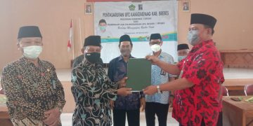 Hibah Tanah oleh Komite MTs Negeri 1 Brebes