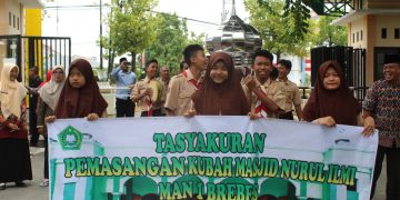 KIRAB KUBAH/MUSTAKA MASJID NURUL ILMI MAN 1 BREBES