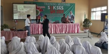 Career days MAN 2 Brebes