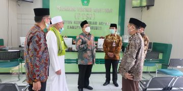 Wamenag, Zainut Tauhid Sa'adi meninjau ruang PTSP dan PHU pada Kankemenag Kab Brebes