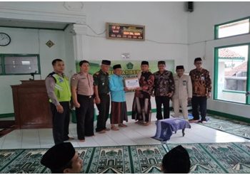 “Jum’t Berkah “ Unit Pengumpul Zakat (UPZ) Kankemenag Kab Brebes