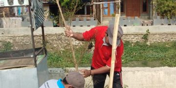 Penanaman pohon mangga dan ketepeng dalam rangka HUT KORPRI Ke-48
