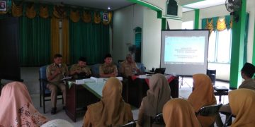 PENTINGNYA PENDIDIK MENGUASAI IPTEK  dan IMTAQ