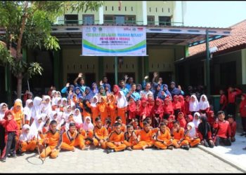 Kegiatan”Sehari Belajar Di Luar Kelas” (Outdoor Classroom Day) di MIN 6 Brebes
