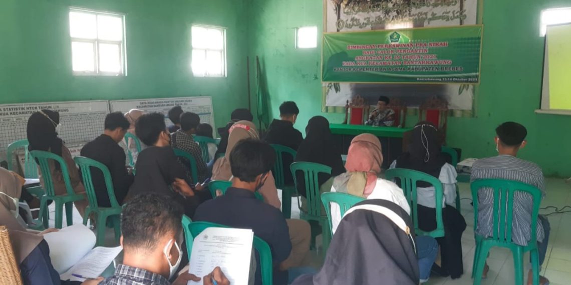 15 Pasang Catin Mengikuti Bimbingan Pranikah Di KUA Bantarkawung