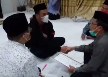 Prosesi masuk islam Elshadai