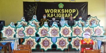 Ciptakan kreasi melalui Seni Islami dalam Workshop Kaligrafi MAN 2 Brebes