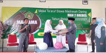 Giveaway warnai penutupan MATSAMA daring MAN 2 Brebes