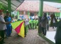 Jalan sehat memperingati HAB ke-74 Kemenag di MIN 2 Brebes