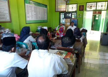 GURU BERSERTIFIKASI DI TUNTUT BERINOVASI BAGI DAYA SAING PENDIDIKAN