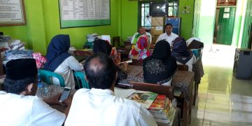 GURU BERSERTIFIKASI DI TUNTUT BERINOVASI BAGI DAYA SAING PENDIDIKAN