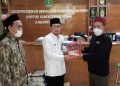 Rumah Literasi Waskita Bagi-Bagi Buku Juz Amma Untuk Madin di Brebes