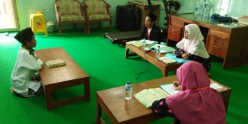 Bea Siswa untuk Lulusan Madin di SMP Tahfidzul Qur’an  Pondok Pesantren H.Nuridin Idris Kedawon