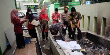 Kok di Hapus dan di Bakar