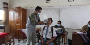 MAN 1 Brebes Lakukan SWAB Usai Uji Coba PTM