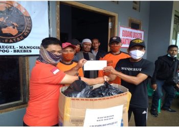 Begini Kepedulian MANDUBES Bantu Korban Bencana Tanah Bergerak di Sirampog