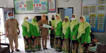 Anjangsana DWP Kankemenag Brebes ke Panti Pelayanan Sosial