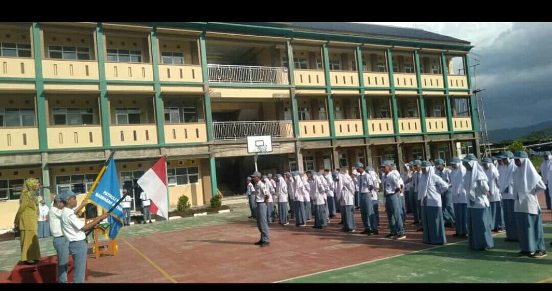 Patroli Keamanan Sekolah MAN 2 Brebes, agen perubahan sadar keselamatan berlalu lintas.