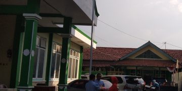 Latihan Upacara memperingati Hari Pahlawan ke-74