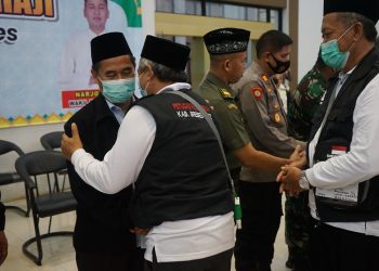 265 JC￼H Brebes di Berangkatkan ke Embarkasi Solo