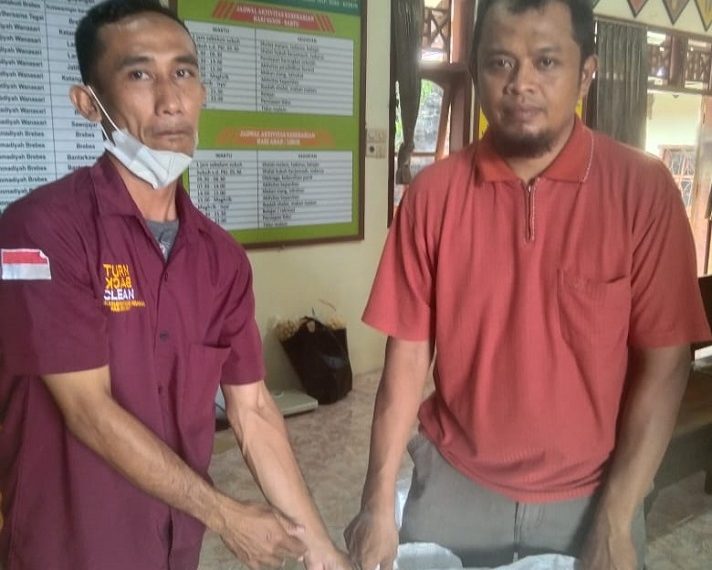 Berbagi Kebahagian Idul Qurban  Bersama Yatim & Dhuafa