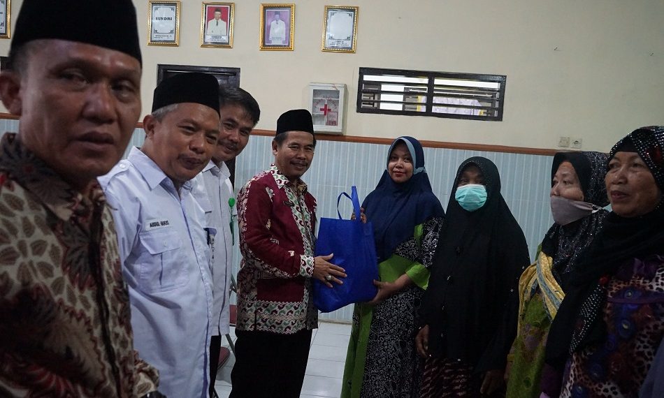 Penyuluh Agama Islam Brebes Peduli Dhuafa &nbsp;