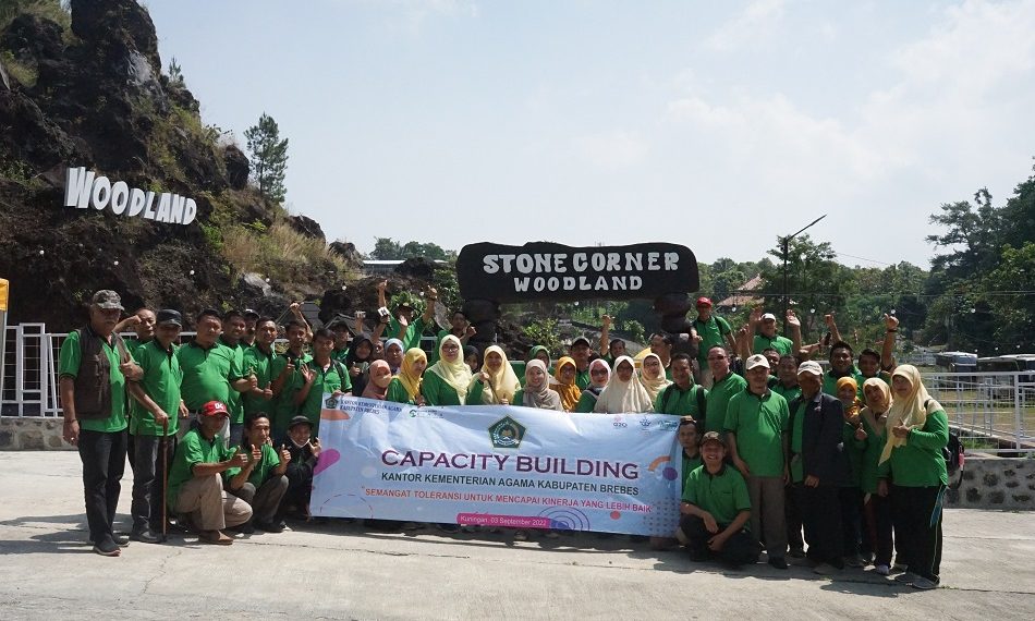 Capacty Building: Upaya Meningkatkan Komitmen Kebersamaan Dalam Perbedaan
