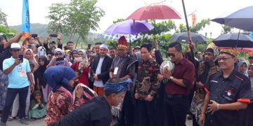 Momen Hari Santri 2020 : Daud “Cino” Jordan Hadir di Pesantre￼n Ekowisata Mubarokul  Ulum Brebes