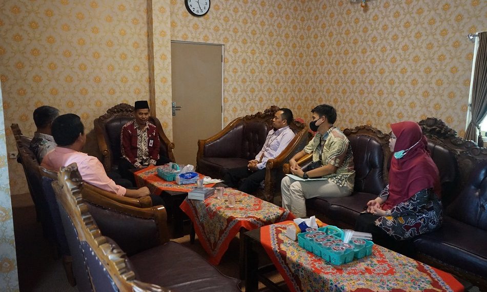 Mun￼dur dari Siskohat = Gugur Menunaikan Ibadah Haji