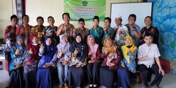 Pelatihan Bedah Buku Administrasi Guru Brebes