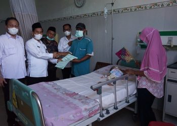 Kemenag Brebes Doakan Bagi Balita Gizi Buruk.