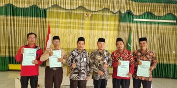 Tahap Pertama UPZ Kankemenag Brebes Salurkan Bantuan Bagi 7 Madrasah