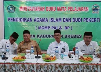 Pembinaan: Harapkan  Guru PAI Menjadi  Teladan di Lingkungan Sekolah  