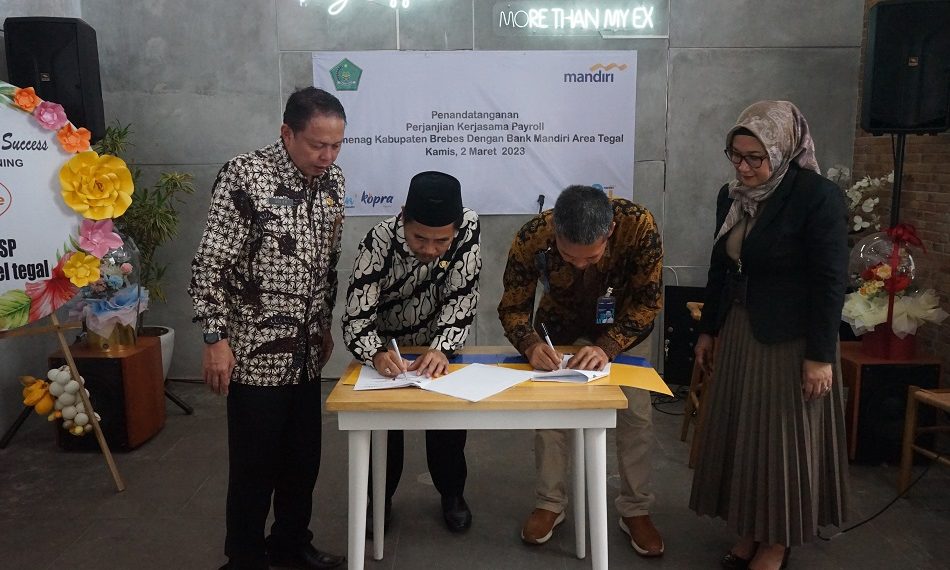 MOU Kemenag Brebes dengan Bank Mandiri Brebes