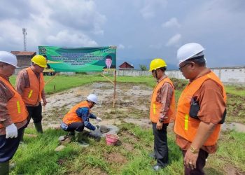 Tandai Pembangunan Laboratorium dan Perpustakaan, MAN 2 Brebes Laksanakan Peletakan Batu Pertama