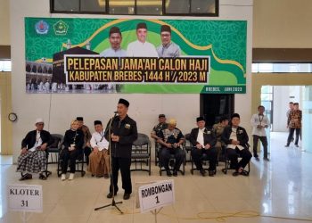 825 Jamaah calon Haji Brebes Berangsur-angsur Diberangkatkan