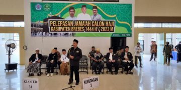 825 Jamaah calon Haji Brebes Berangsur-angsur Diberangkatkan