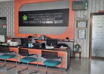 75 JCH Brebes Menunggu Keberangkatan