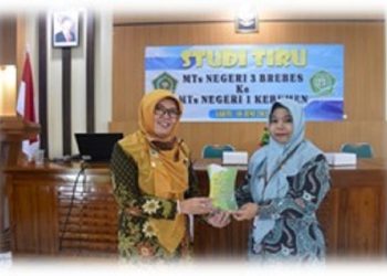 MTs N 3 Brebes Kejar Mutu, Belajar Ke MTs N 1 Kebumen