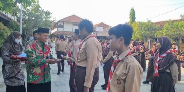 Momen Assyura 1445 H,  MTsN 2 Brebes Bangun Kepedulian Kepada Yatim-Piatu