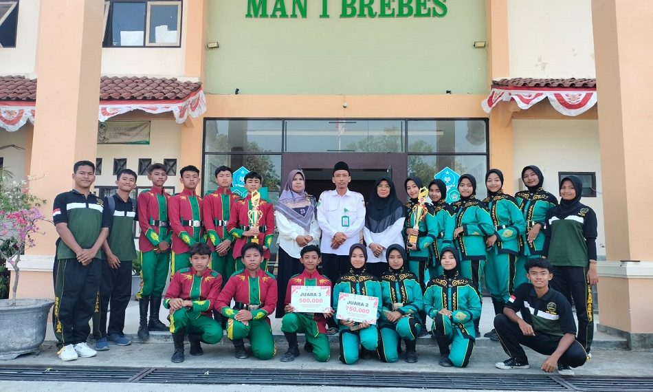 Aksi Paskibra MAN 1 Brebes Torehkan Prestasi  Tingkat Brebes 2023