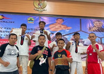 Siswa MAN 1 Brebes Sumbang Medali Emas Tarung Derajat di Kejurprov. Jateng 2023
