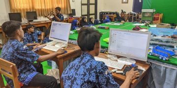 Eskul Robotik MAN 1 Brebes  Harapkan Link and Match Dengan Dunia Industri