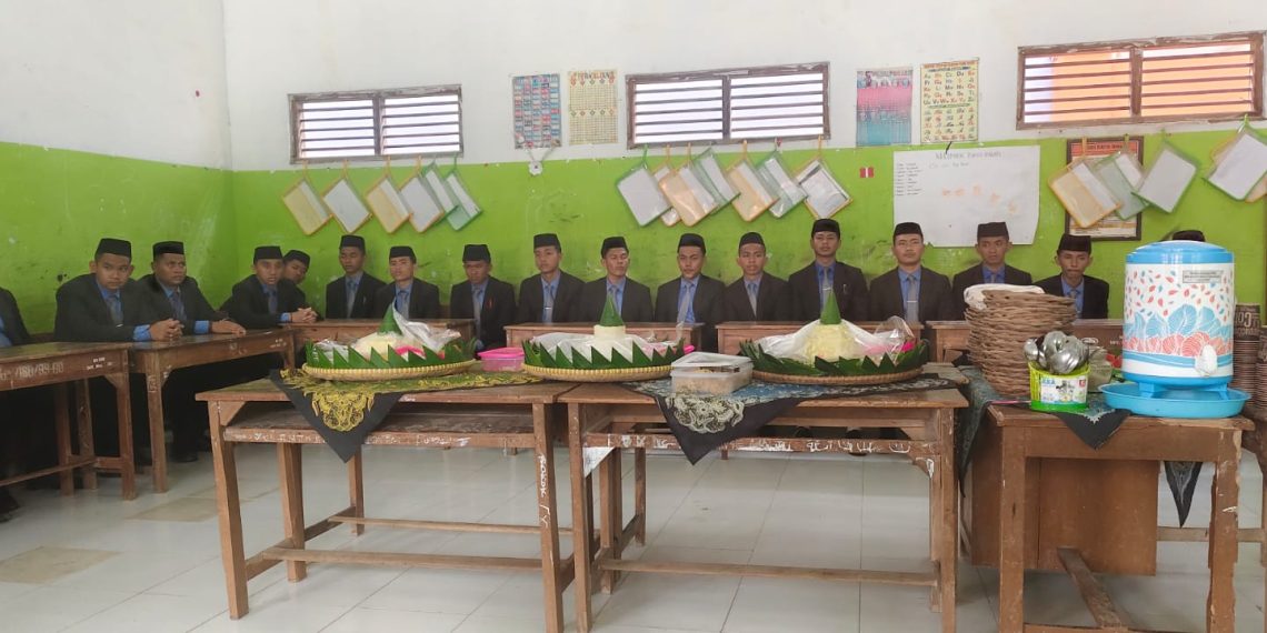 Khidmat PPM Santri PP Aziziyah Membawa Keberkahan Masyarakat Jagalempeni Selatan