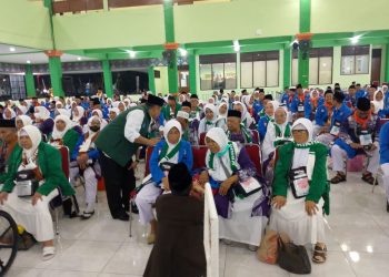 1039 Jammah Calon Haji Brebes di Berangkatkan Dari Asrama Haji Donohudan Ke Tanah Suci.