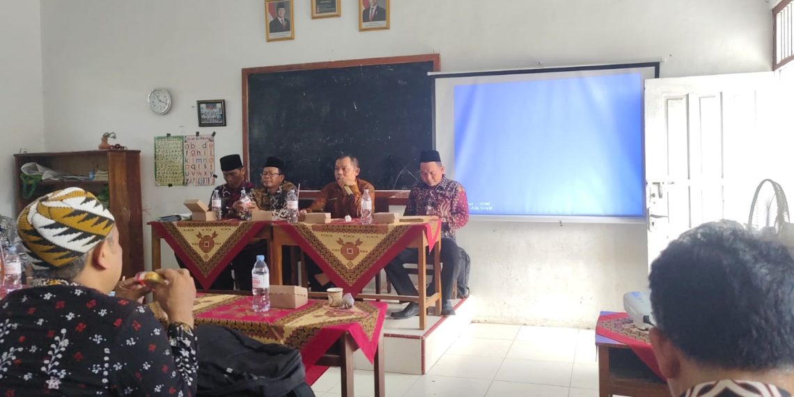 Ketua KKMI Kec Larangan Sampaikan Himbauan Mengikuti Pembelajaran di MDT