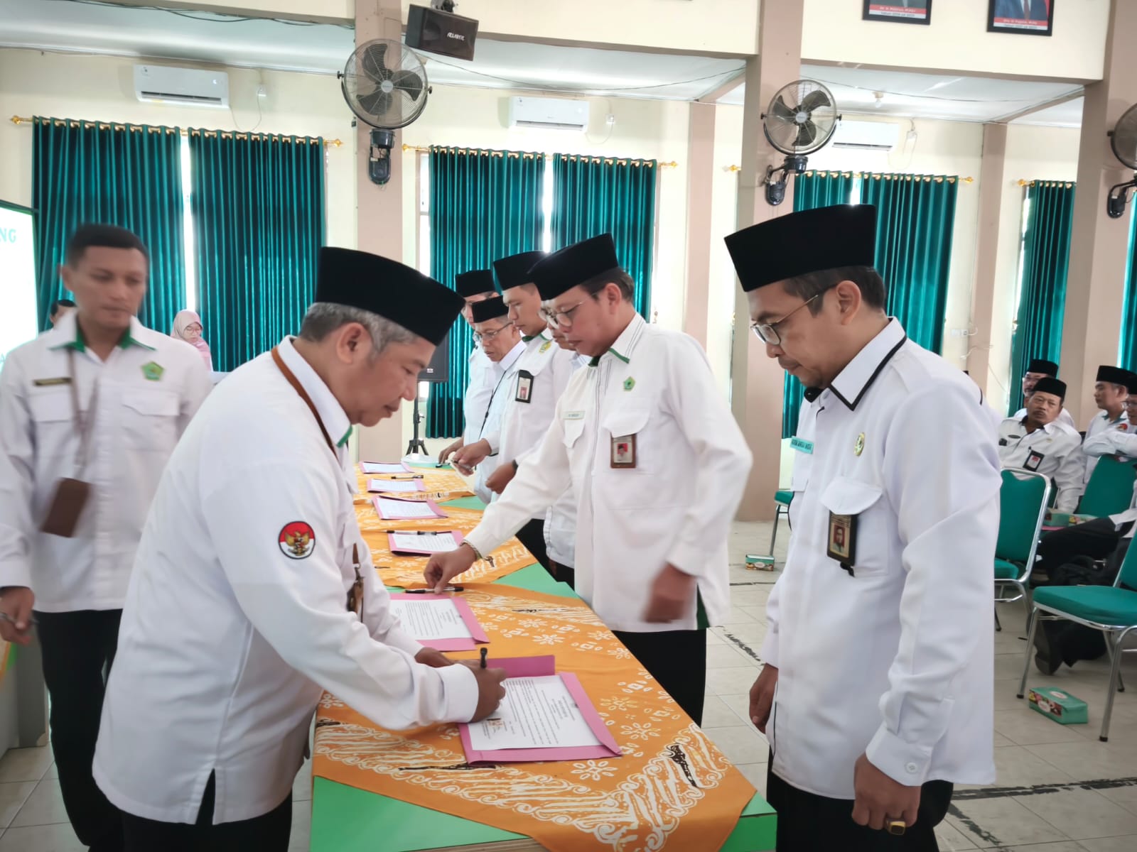 Perjanjian Kinerja dan Ikrar Pejabat Kemenag Brebes Pastikan Dukung Astaprotas