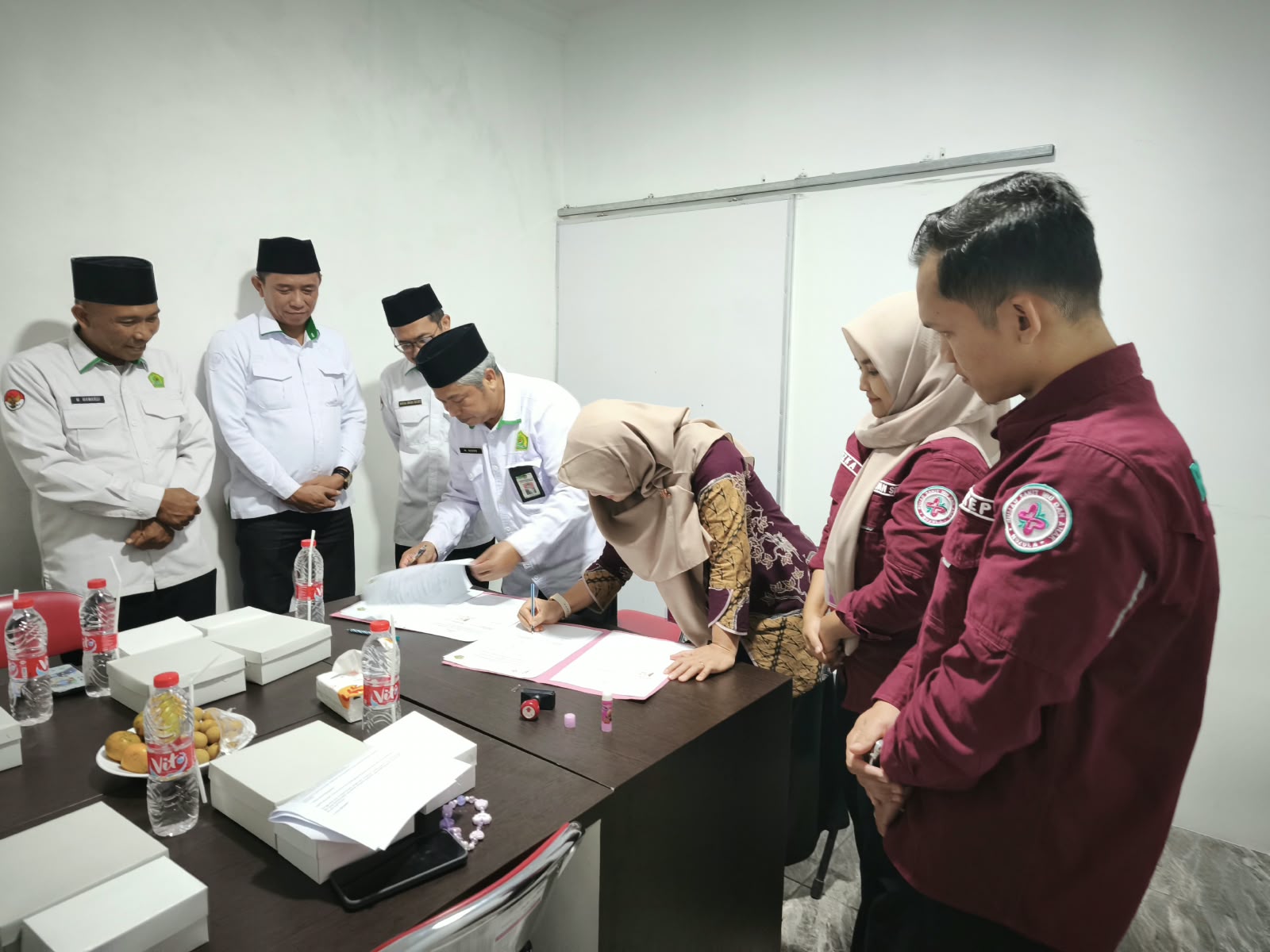 Tingkatkan Layanan Masyarakat, Kemenag Brebes Tandatangani PKS Kerohanian dengan RSIA Nuzula